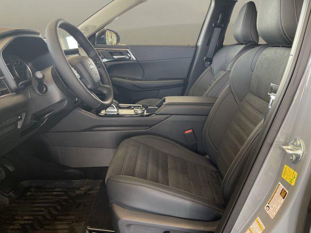 new 2025 Mitsubishi Outlander car, priced at $45,435