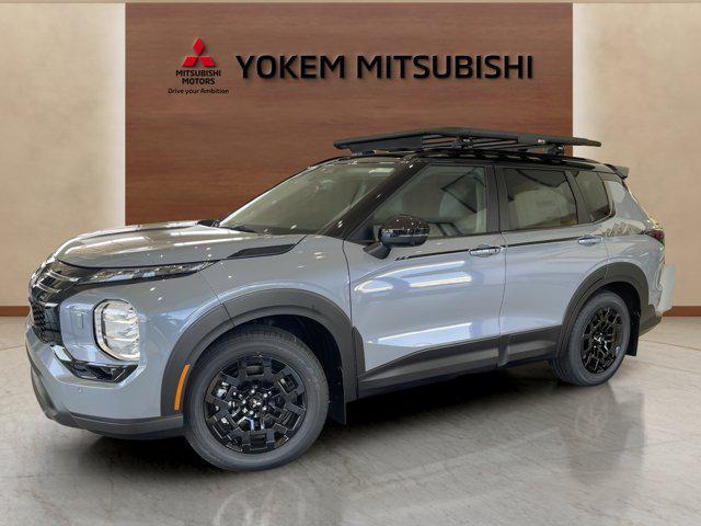 new 2025 Mitsubishi Outlander car, priced at $45,435