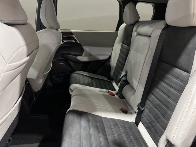 new 2025 Mitsubishi Outlander car, priced at $39,890