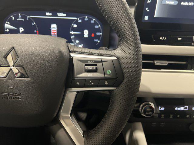 new 2025 Mitsubishi Outlander car, priced at $39,890