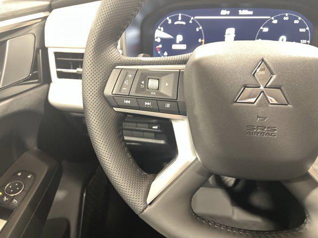 new 2025 Mitsubishi Outlander car, priced at $39,890
