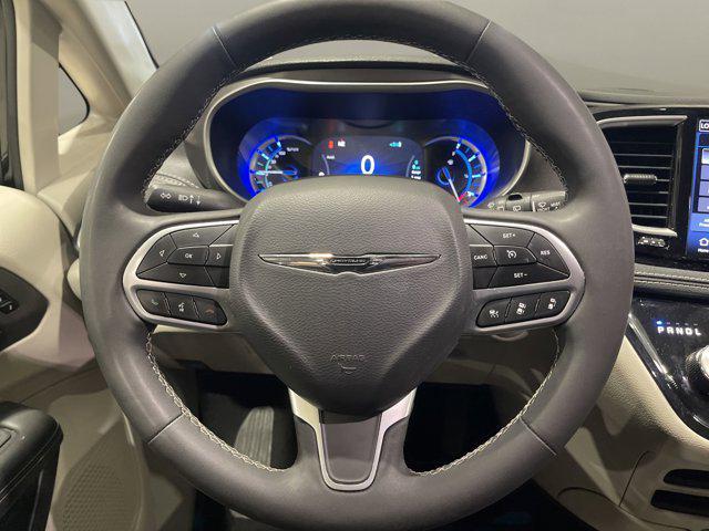 used 2024 Chrysler Pacifica Hybrid car, priced at $31,987