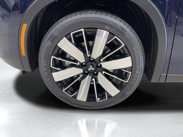 new 2025 Mitsubishi Outlander car, priced at $39,295