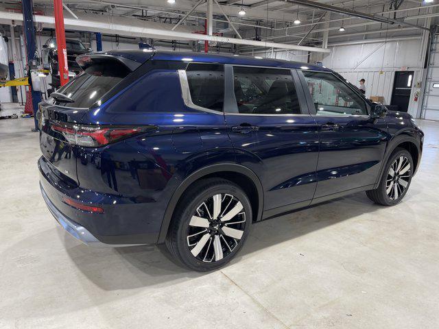 new 2025 Mitsubishi Outlander car, priced at $39,295