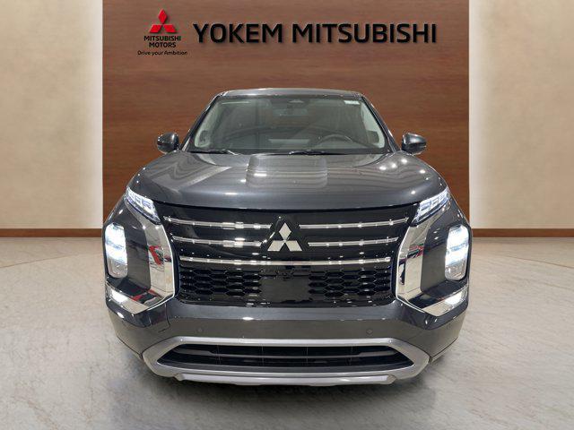 new 2025 Mitsubishi Outlander car, priced at $38,110
