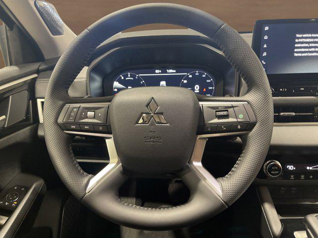new 2025 Mitsubishi Outlander car, priced at $38,320