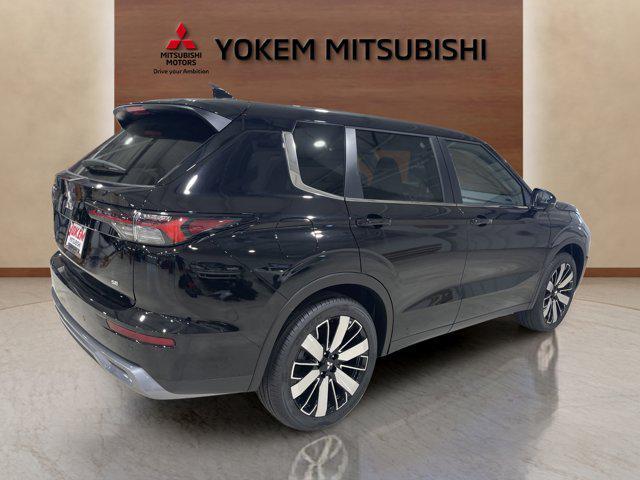 new 2025 Mitsubishi Outlander car, priced at $38,320