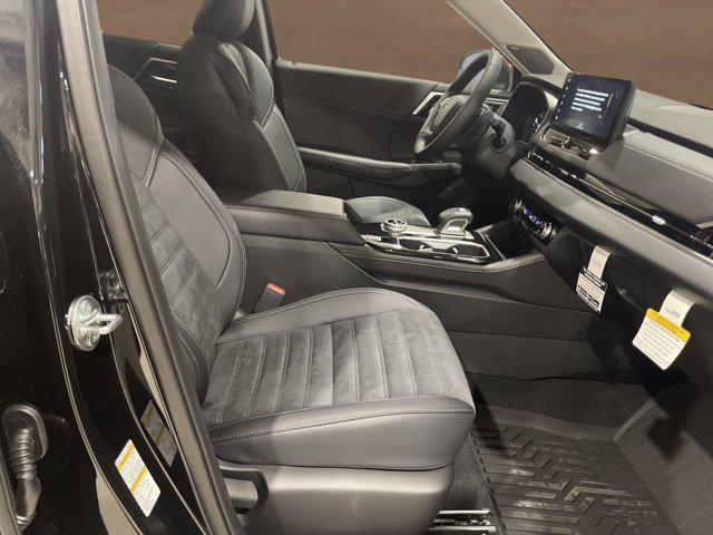 new 2025 Mitsubishi Outlander car, priced at $38,320