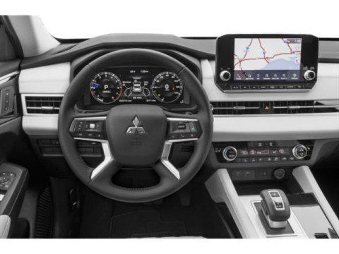 new 2024 Mitsubishi Outlander car, priced at $38,860