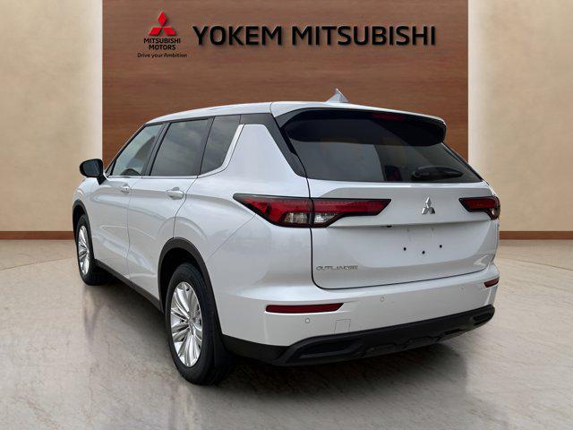 new 2024 Mitsubishi Outlander car, priced at $33,170