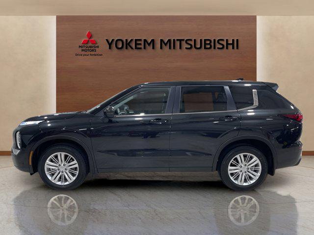 new 2024 Mitsubishi Outlander car, priced at $31,400