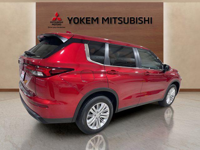 new 2024 Mitsubishi Outlander car, priced at $33,235