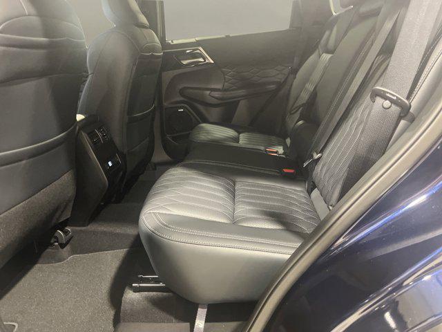 new 2025 Mitsubishi Outlander car, priced at $41,345