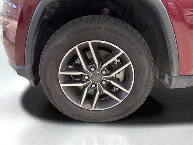 used 2021 Jeep Grand Cherokee car, priced at $30,595