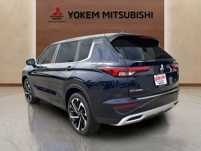 new 2024 Mitsubishi Outlander car, priced at $36,205