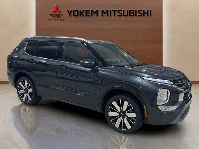new 2025 Mitsubishi Outlander car, priced at $41,005