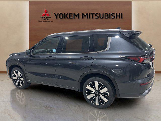new 2025 Mitsubishi Outlander car, priced at $41,005