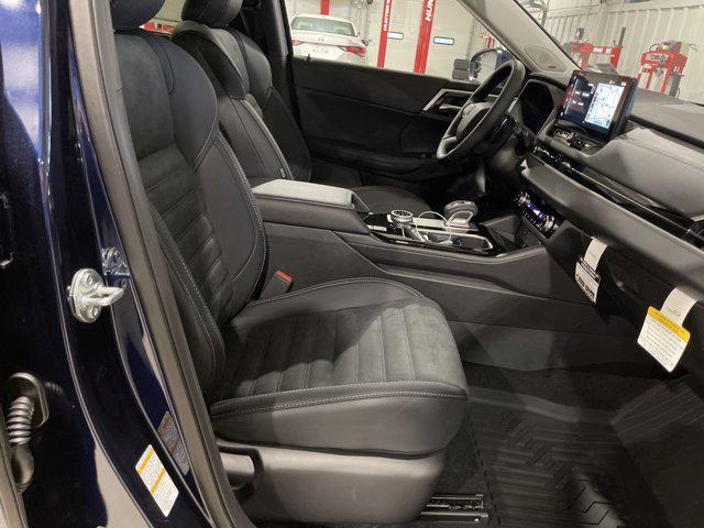 new 2025 Mitsubishi Outlander car, priced at $37,895
