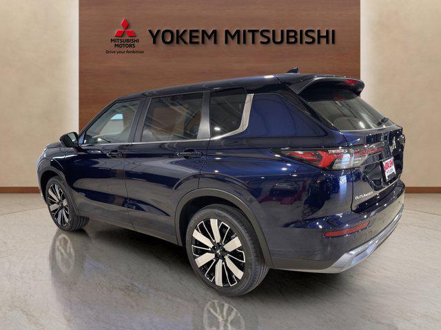 new 2025 Mitsubishi Outlander car, priced at $37,895