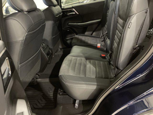 new 2025 Mitsubishi Outlander car, priced at $37,895