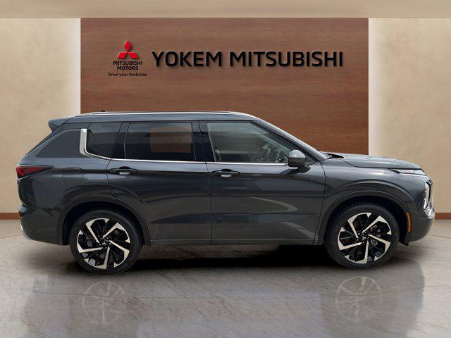 new 2024 Mitsubishi Outlander car, priced at $39,675