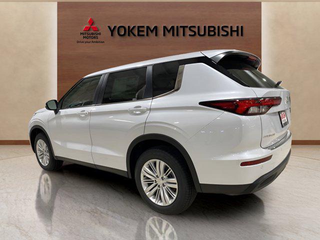 new 2024 Mitsubishi Outlander car, priced at $33,235