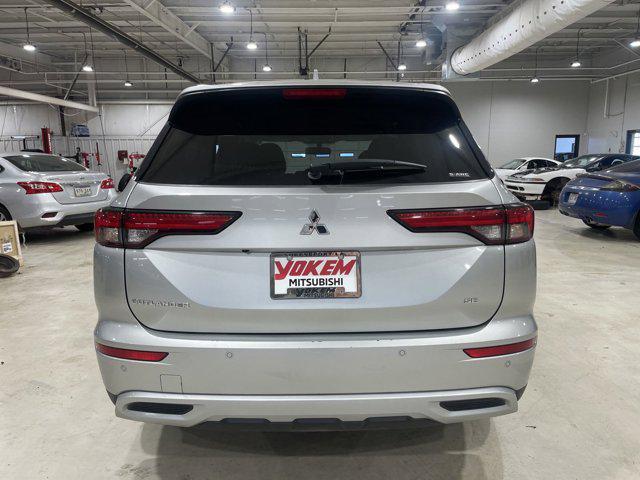 used 2024 Mitsubishi Outlander car, priced at $27,399