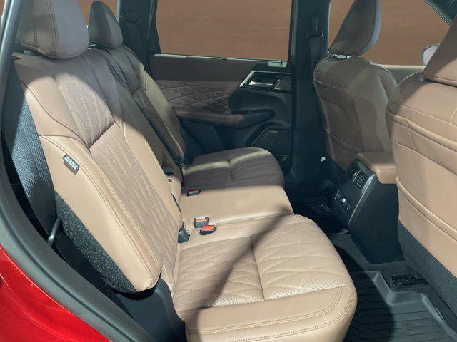 new 2025 Mitsubishi Outlander car, priced at $43,765