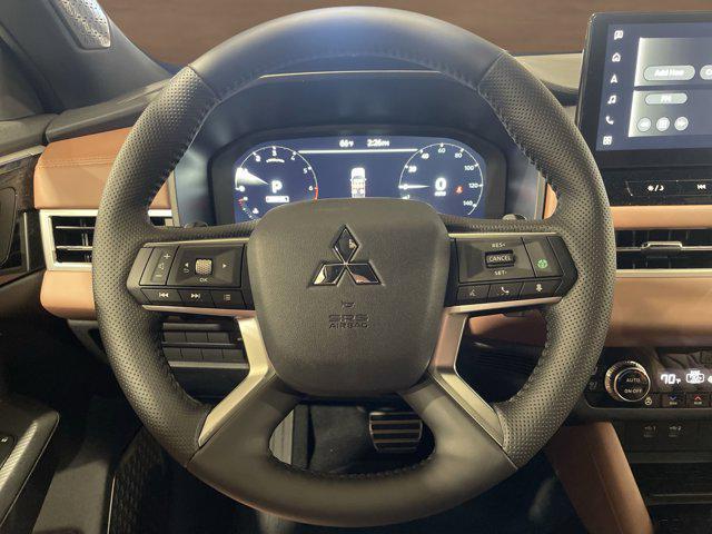 new 2025 Mitsubishi Outlander car, priced at $43,765
