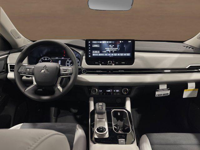 new 2025 Mitsubishi Outlander car, priced at $35,715