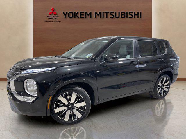 new 2025 Mitsubishi Outlander car, priced at $35,715