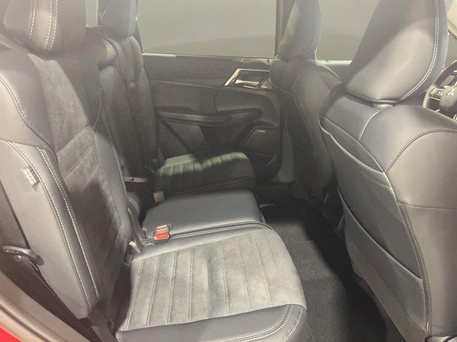 new 2025 Mitsubishi Outlander car, priced at $41,695