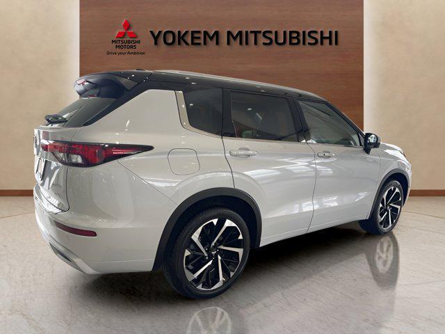 new 2024 Mitsubishi Outlander car, priced at $41,170