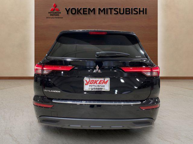 new 2024 Mitsubishi Outlander car, priced at $32,640