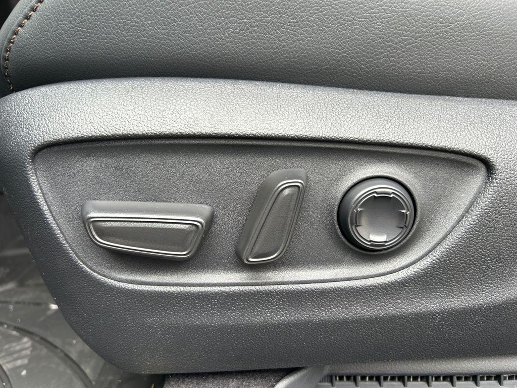new 2025 Toyota Sienna car