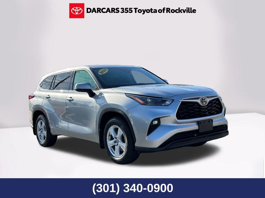 used 2022 Toyota Highlander car, priced at $29,990