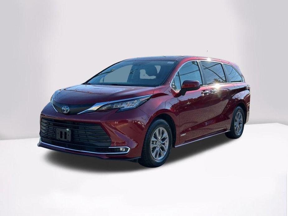 used 2021 Toyota Sienna car, priced at $35,990