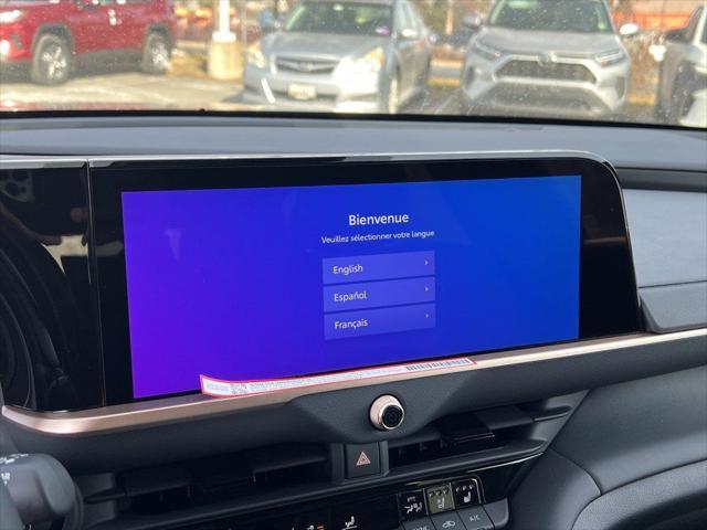 used 2025 Toyota Crown Signia car