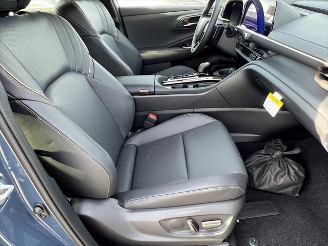 used 2025 Toyota Crown Signia car