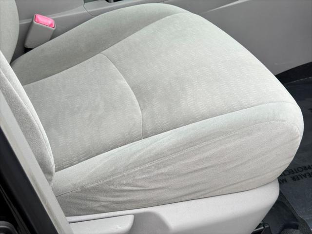 used 2012 Toyota Highlander Hybrid car, priced at $17,990