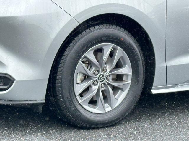 used 2022 Toyota Sienna car, priced at $38,490