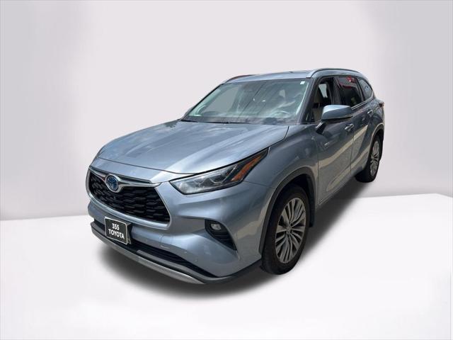 used 2021 Toyota Highlander Hybrid car, priced at $44,990