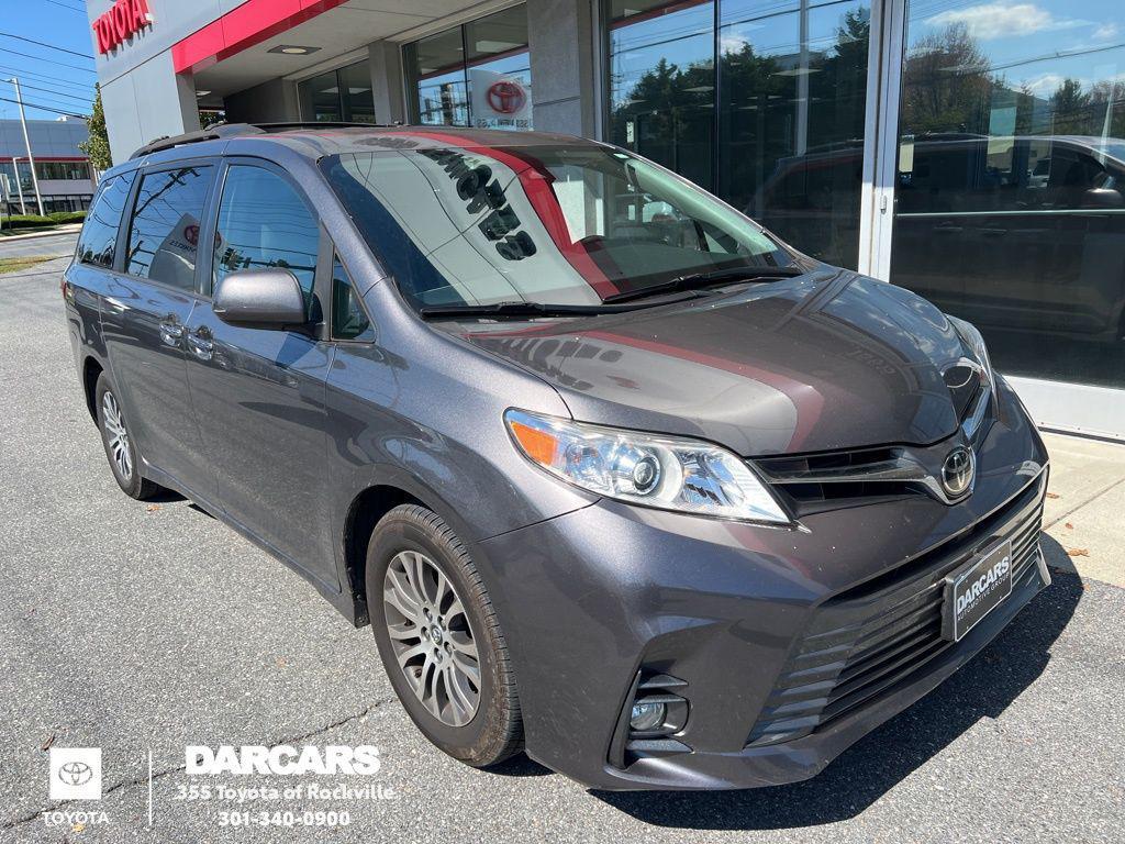 used 2018 Toyota Sienna car, priced at $28,000