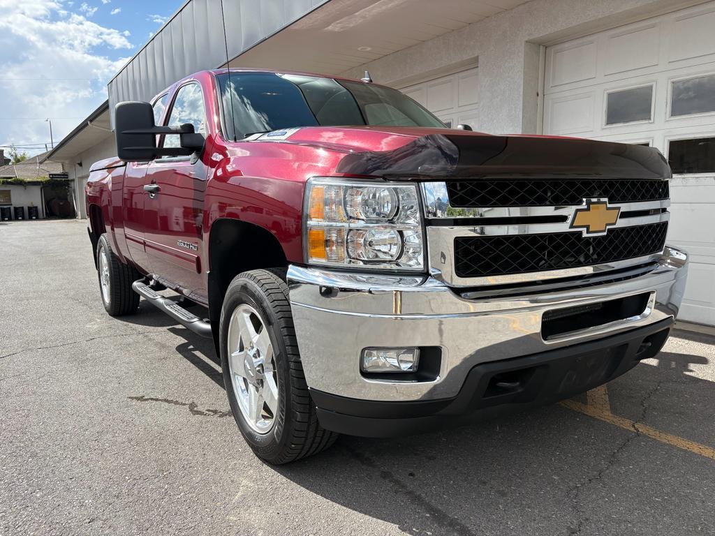 used 2013 Chevrolet Silverado 2500 car, priced at $28,000