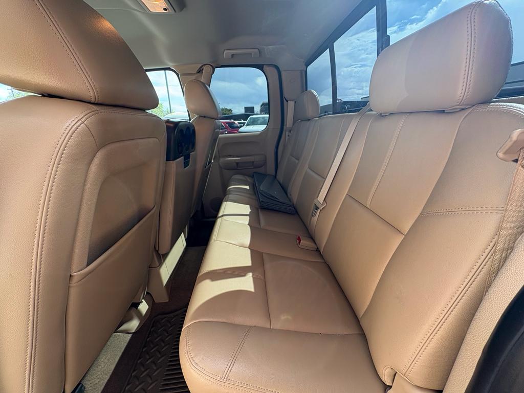 used 2013 Chevrolet Silverado 2500 car, priced at $28,000