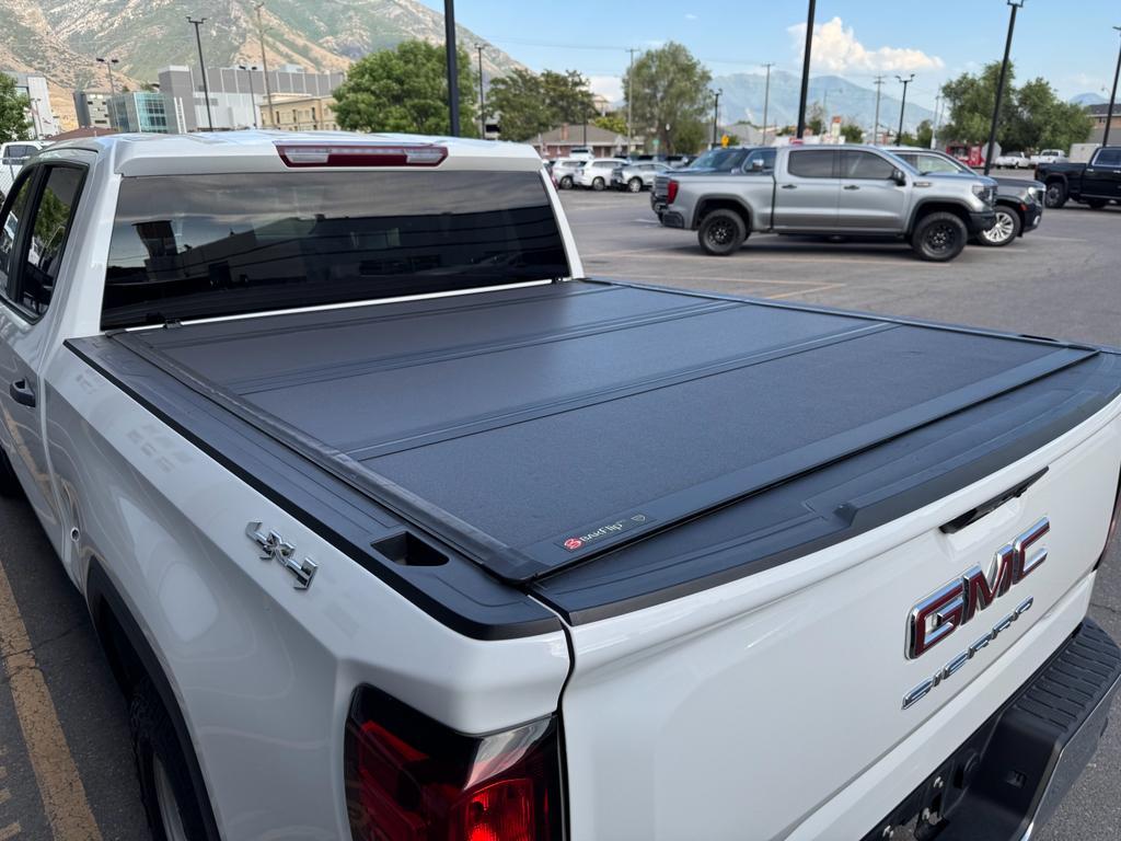 used 2023 GMC Sierra 1500 car, priced at $29,500