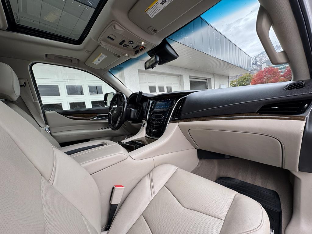 used 2018 Cadillac Escalade ESV car, priced at $31,000