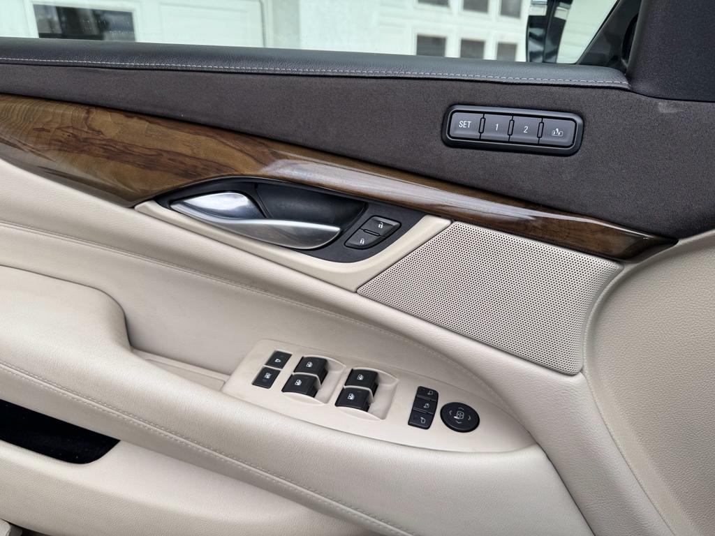 used 2018 Cadillac Escalade ESV car, priced at $31,000