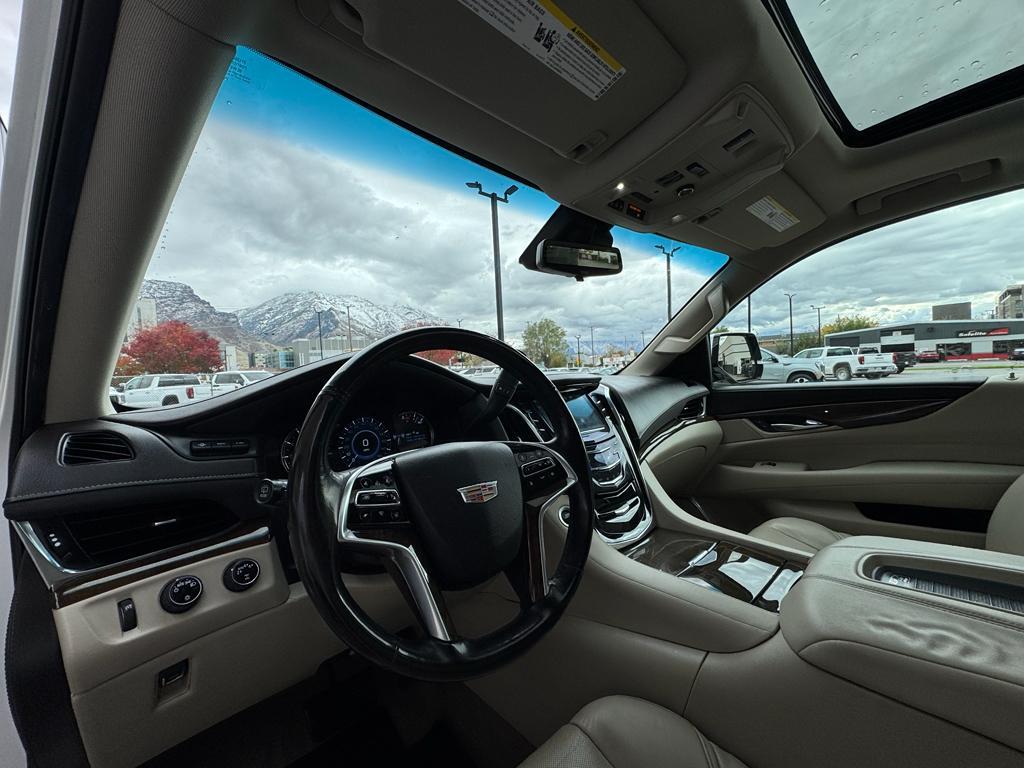 used 2018 Cadillac Escalade ESV car, priced at $31,000