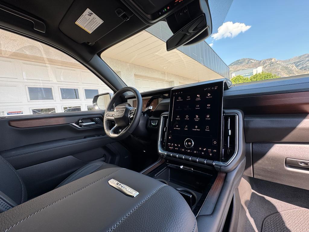 used 2025 GMC Yukon car, priced at $84,000